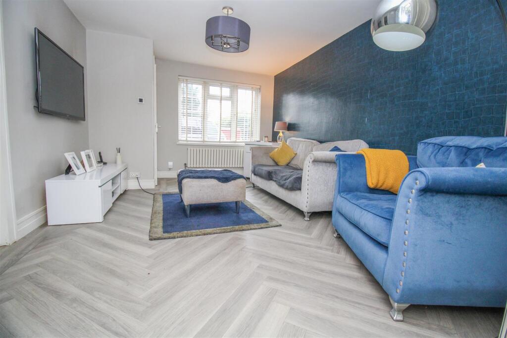 Additional image 2 of The Hoo, Old Harlow