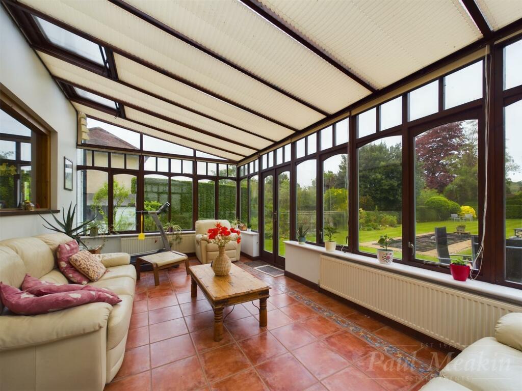 Additional image 4 of Briton Crescent, South Croydon