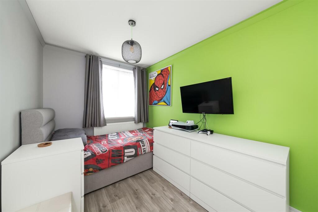 Additional image 4 of Goodenough Way, Coulsdon