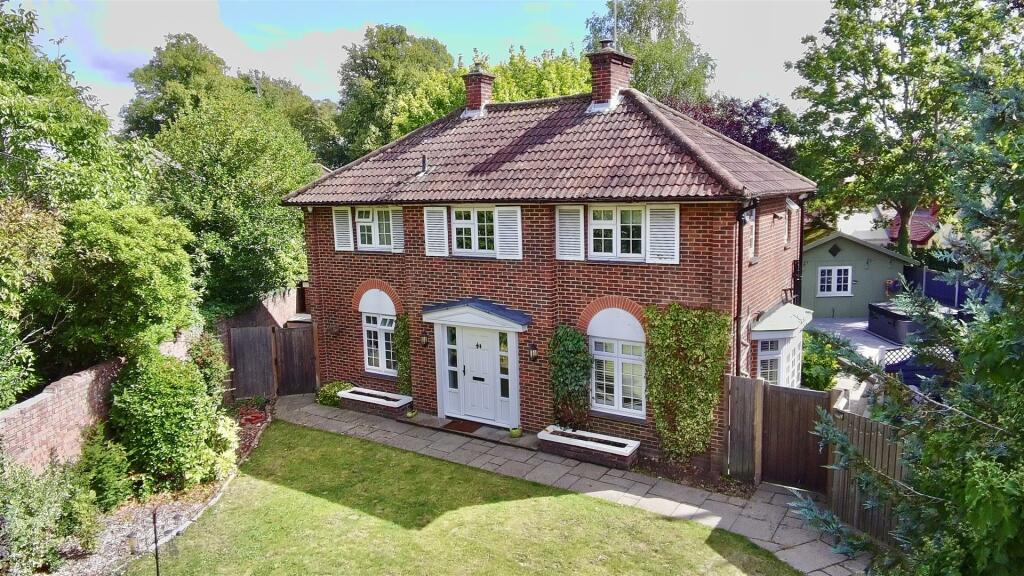 Additional image 31 of Lodge Road, Writtle, Chelmsford