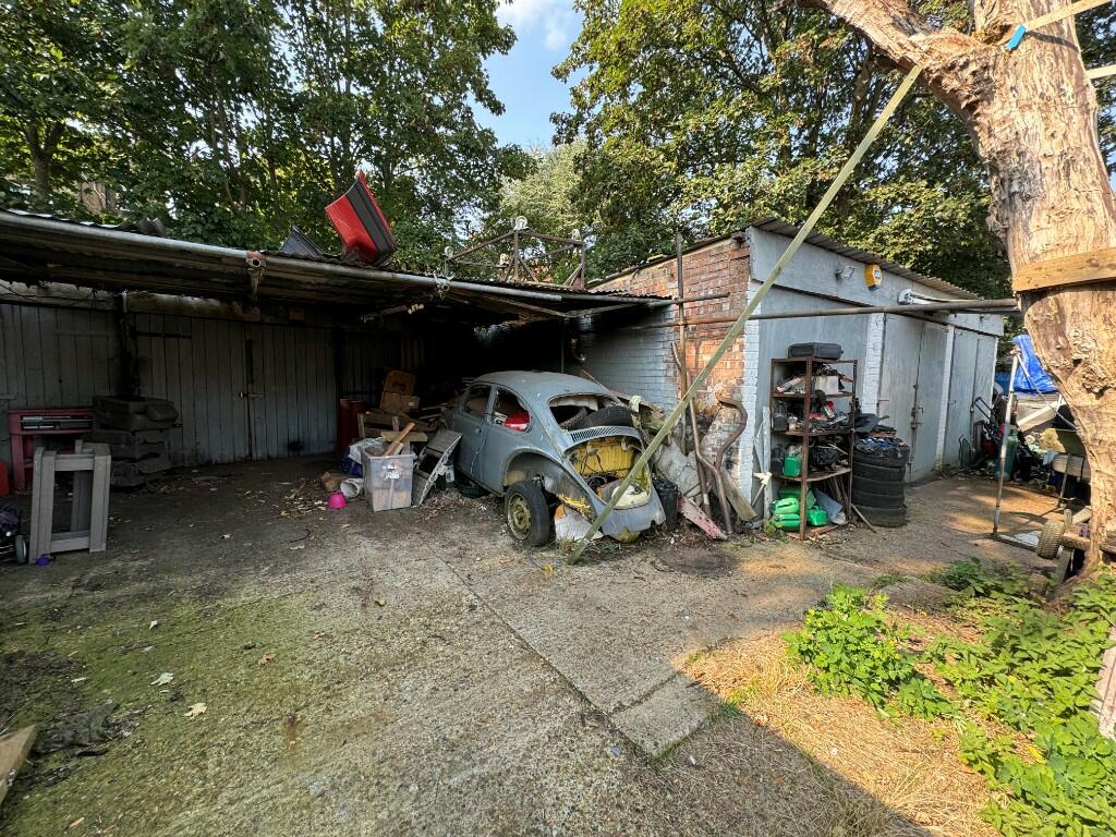 Additional image 2 of Avon Path, Croydon, London, CR2