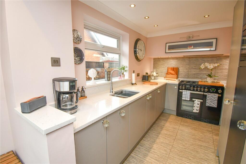 Additional image 11 of Hope Farm Road, Great Sutton, Cheshire