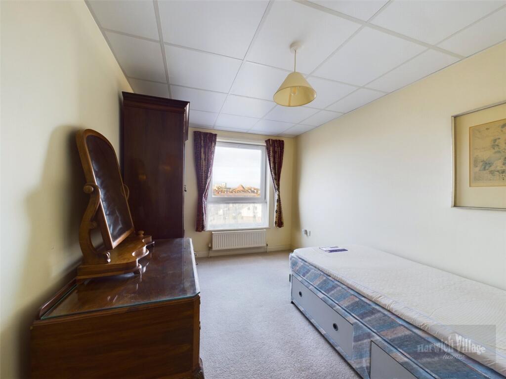 Additional image 5 of Marine Parade, Harwich, Essex, CO12