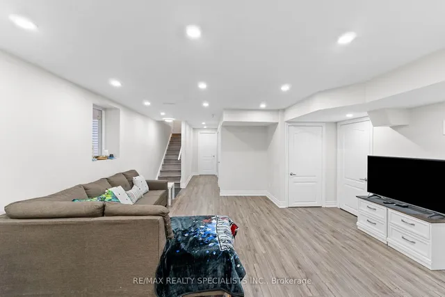 Additional image 28 of 409 Edenbrook Hill Dr