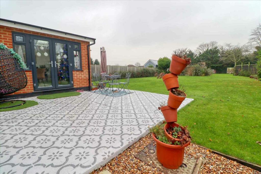 Additional image 14 of Highview Avenue, Great Clacton