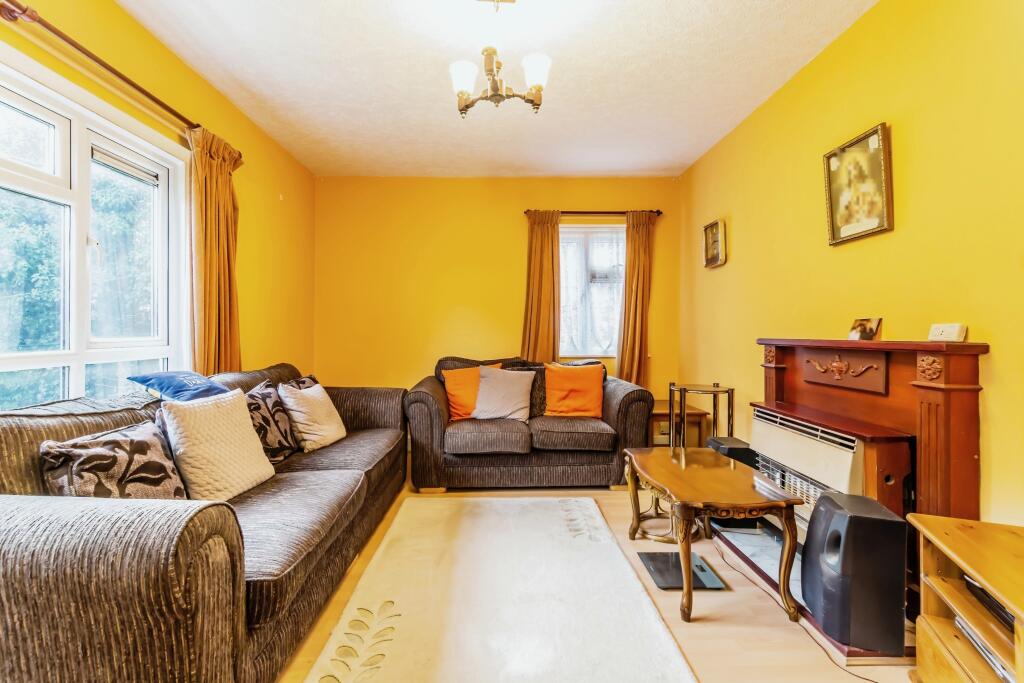 Additional image 14 of Lynwood Avenue, Coulsdon, CR5