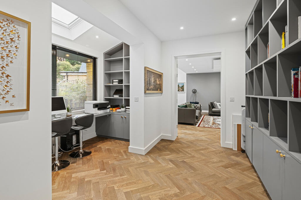 Additional image 8 of Pine Coombe, Shirley, CR0