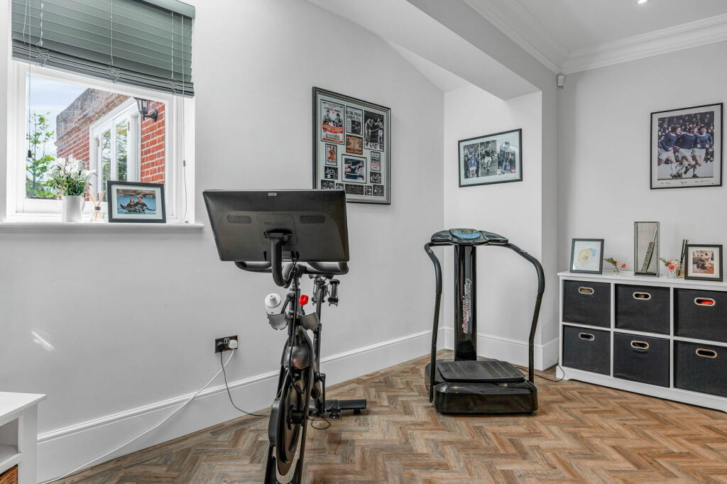 Additional image 15 of The Green, Writtle, Chelmsford