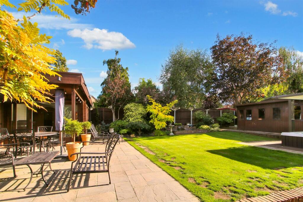 Additional image 15 of Courtlands, Billericay