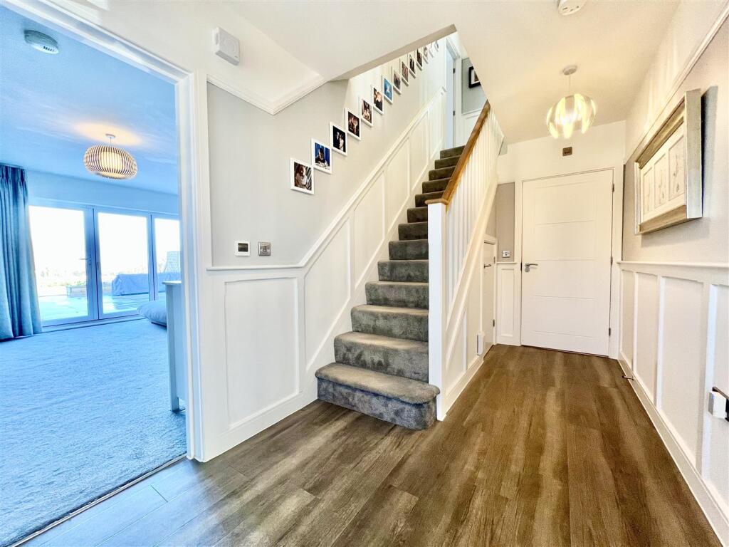 Additional image 34 of Maple Close, Writtle, Chelmsford