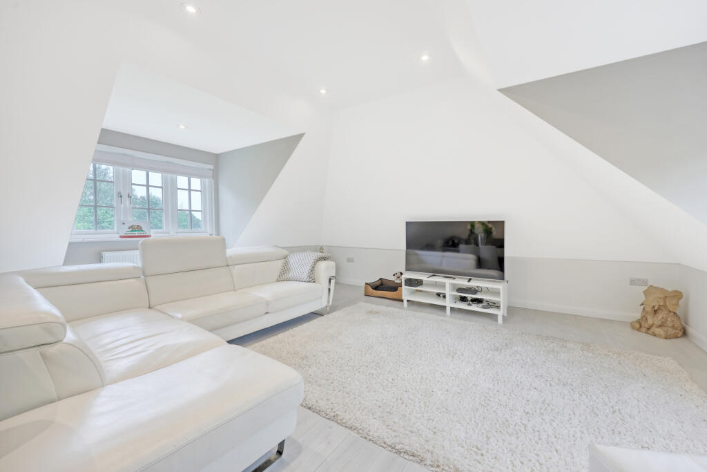 Additional image 28 of Beggar Hill, Fryerning, CM4