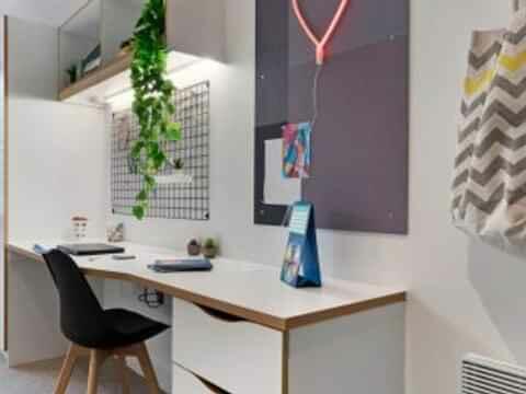 Additional image 4 of Deluxe Ensuite, Magdalen Street, Colchester, Essex, CO1 2ZT