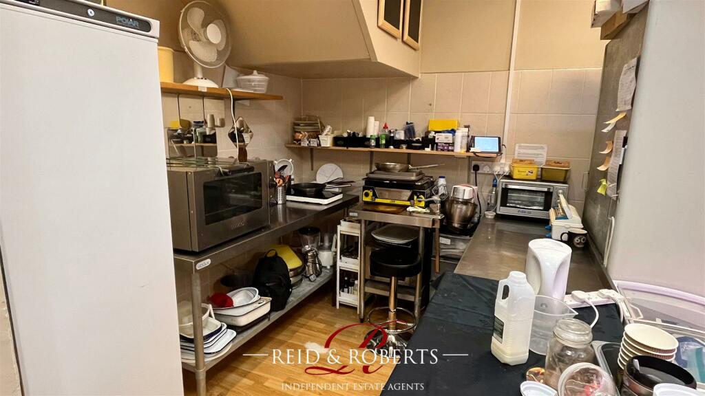 Additional image 12 of Daniel Owen, Mold