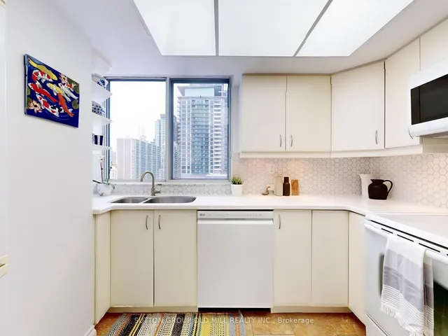 Additional image 10 of 7 Broadway Ave Unit 808