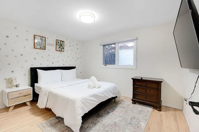 Additional image 26 of 66 Gondola Cres