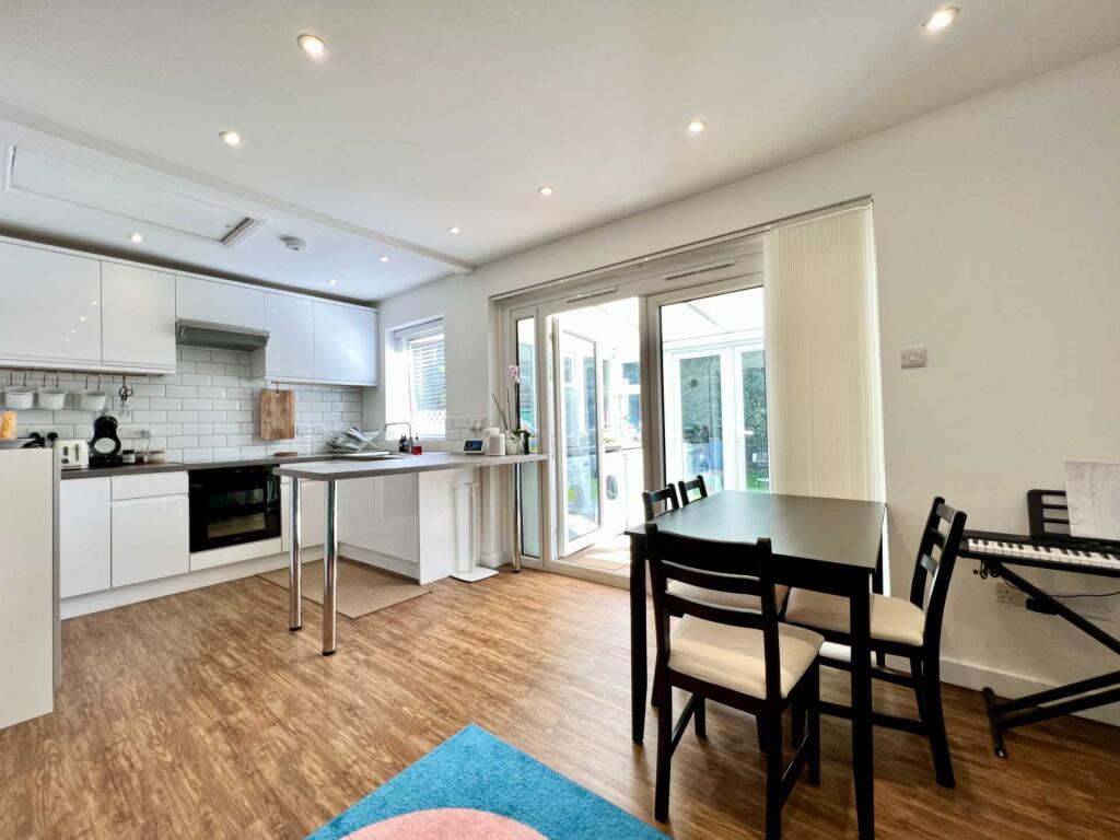 Additional image 4 of Fairfield Road, Brentwood