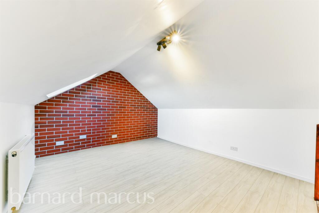 Additional image 3 of Bond Road, Mitcham