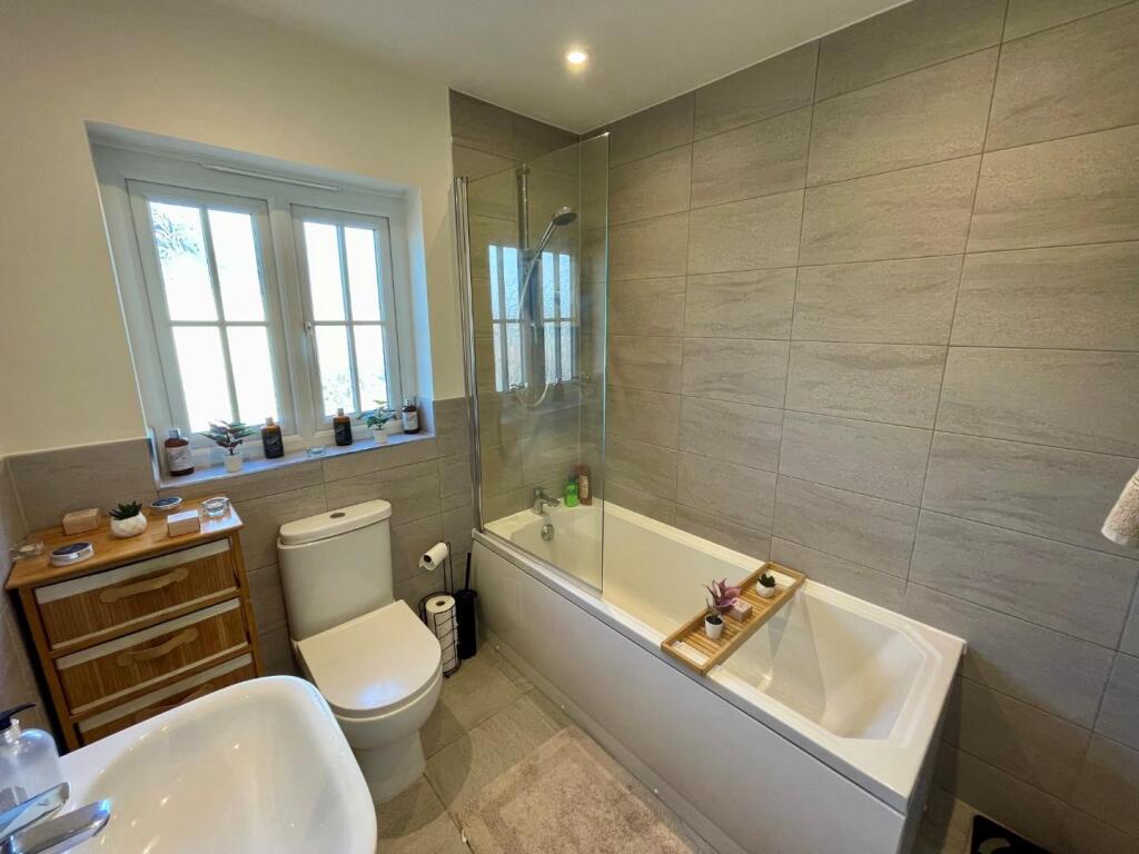 Additional image 29 of Standingwood Road