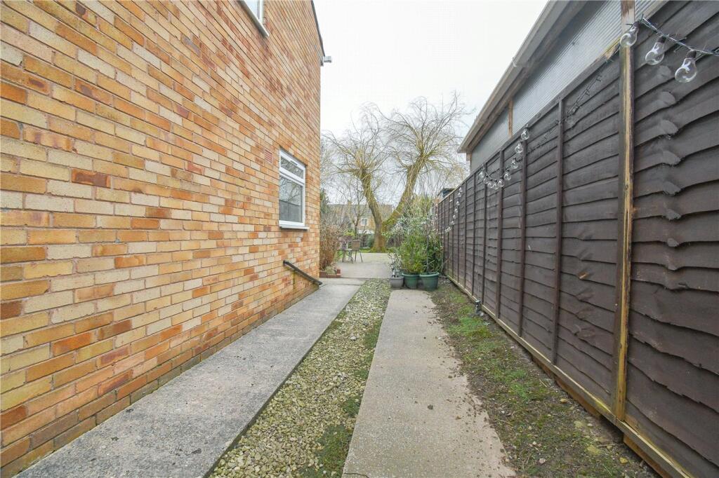 Additional image 22 of Harfield Gardens, Little Sutton, Cheshire