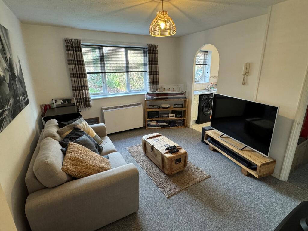 Additional image 3 of Woodland Grove, Epping, CM16
