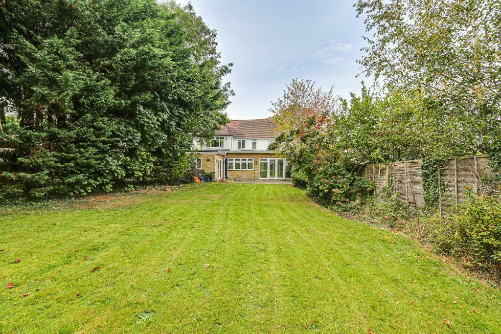 Additional image 25 of Arkwright Road, Sanderstead, CR2 0LL