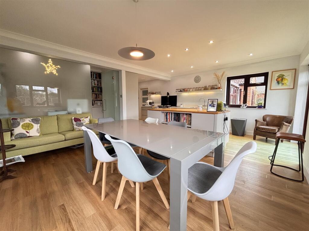 Additional image 15 of Windmill Road, Bradfield