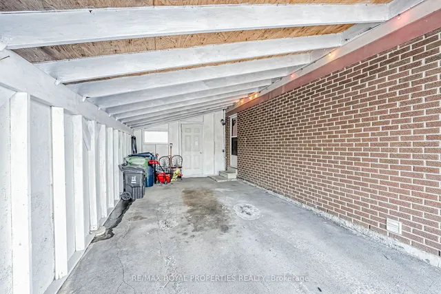 Additional image 30 of 58 Crittenden Sq