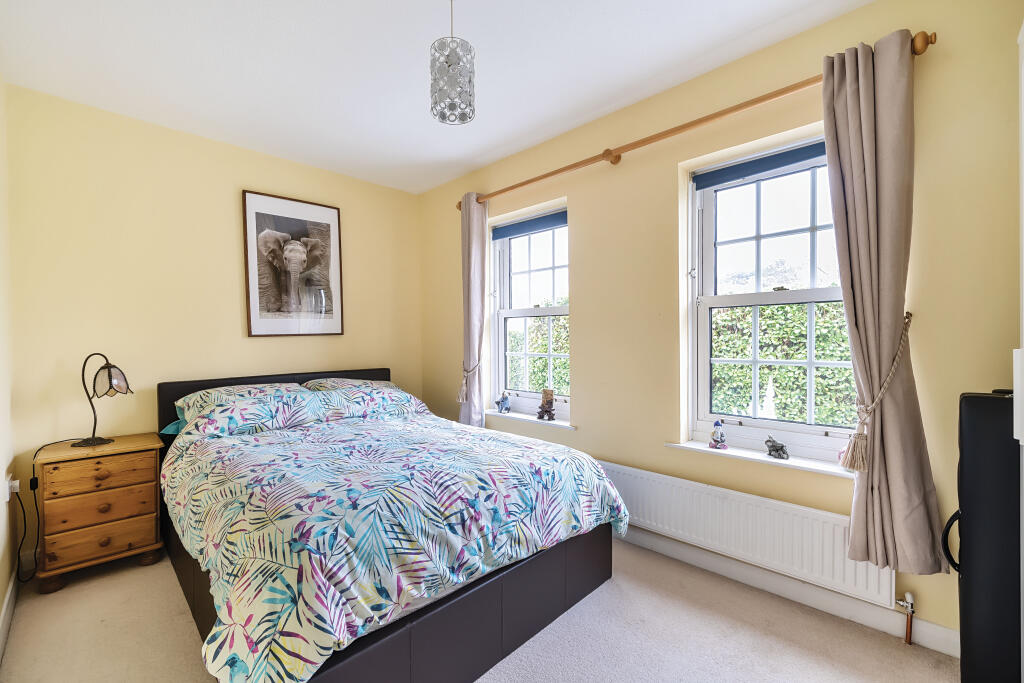 Additional image 8 of Alexanders Walk, Caterham, CR3