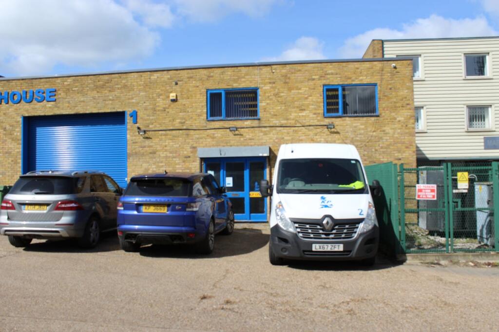 Additional image 4 of Josephs House, Harolds Road, Harlow, CM19 5BJ