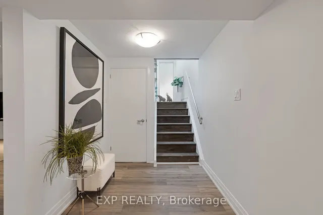 Additional image 25 of 4 Courtsfield Cres