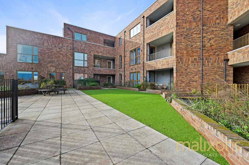 Additional image 7 of Caithness Road, Mitcham, CR4