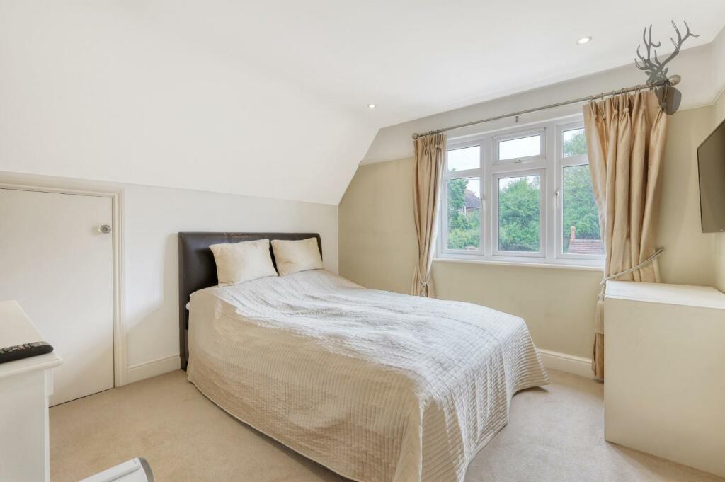 Additional image 13 of Mount End, Theydon Mount, Epping