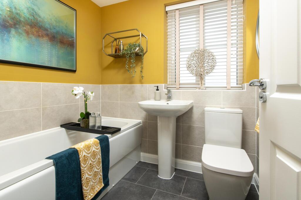 Additional image 9 of Gaston End, 
East Bergholt, 
Suffolk, 
CO7 6RF