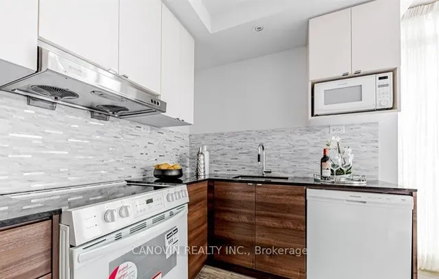 Additional image 13 of 121 Mcmahon Dr Unit 3109