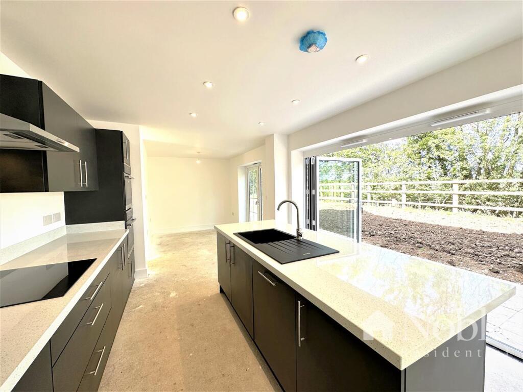 Additional image 6 of Mead Field Drive, Great Hallingbury