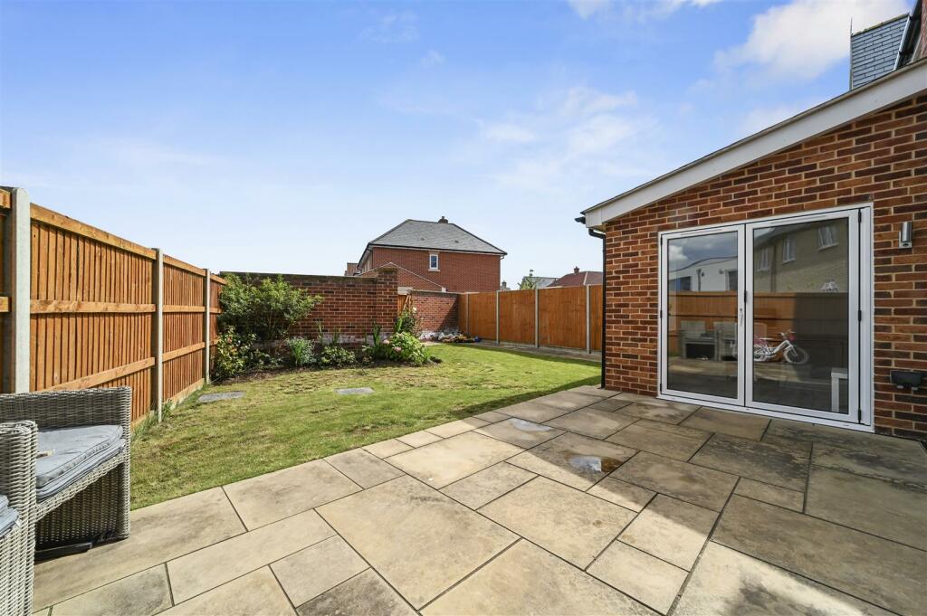Additional image 4 of The Avenue, Lawford, Manningtree