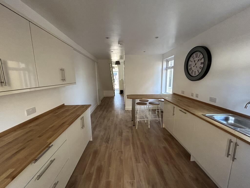 Additional image 5 of 133, Wellesley Road, Clacton on Sea, Essex CO15 3PT