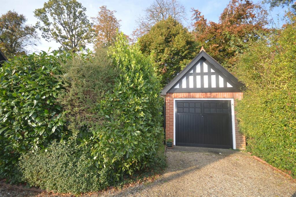 Additional image 18 of Coggeshall Road, Braintree, CM7