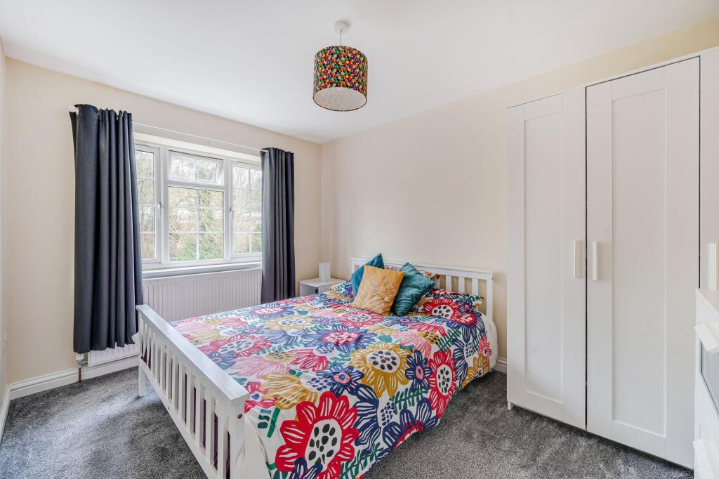 Additional image 7 of Croydon Road, Caterham, CR3