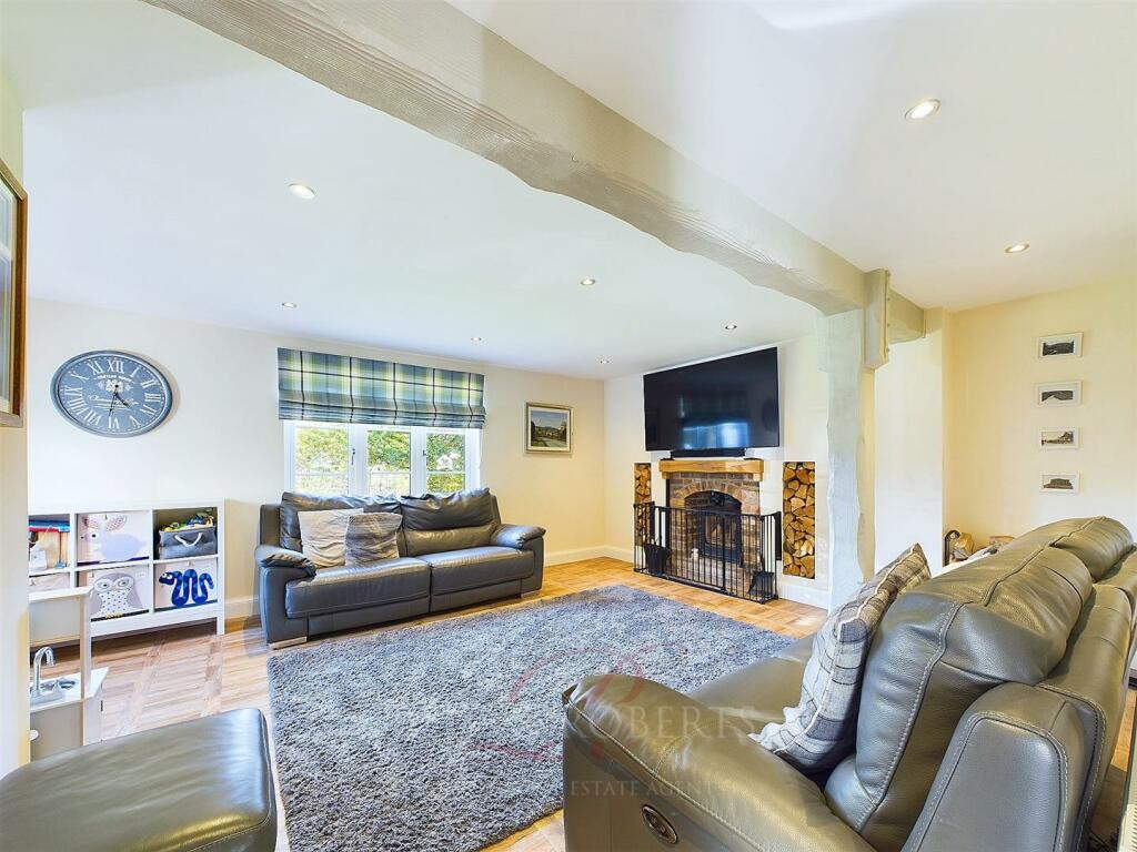 Additional image 5 of Tai Tudors, Pantymwyn, Mold