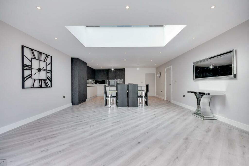 Additional image 9 of Mangapp Chase, Burnham-On-Crouch