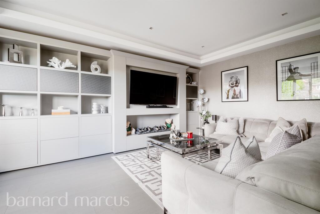 Additional image 4 of Elmfield Way, South Croydon