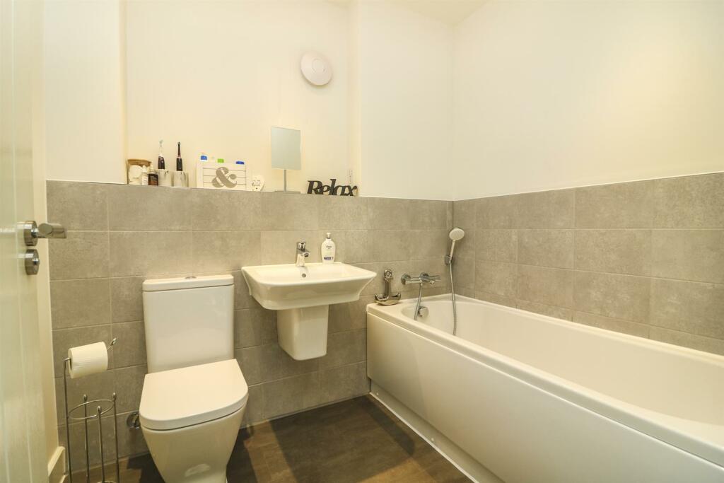 Additional image 13 of Orchard Way, Boreham