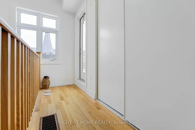 Additional image 36 of 719 Lawrence Ave Unit 52