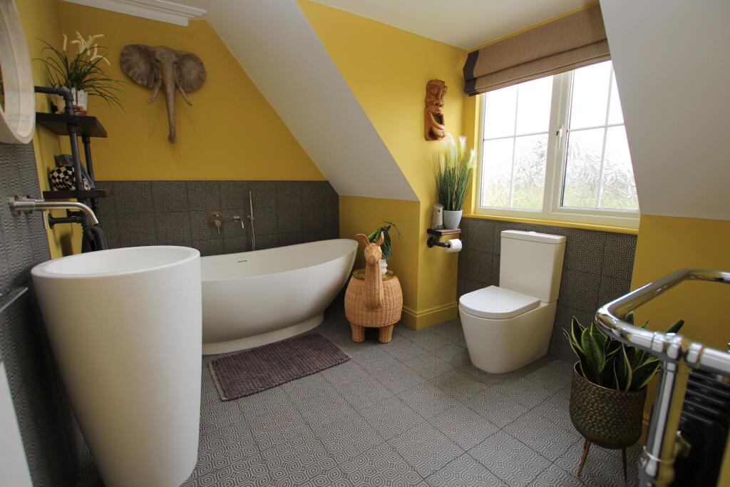 Additional image 10 of St Johns Road, Clacton-on-Sea