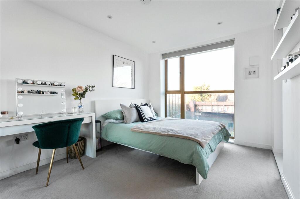 Additional image 9 of Ridge Road, Tooting, CR4