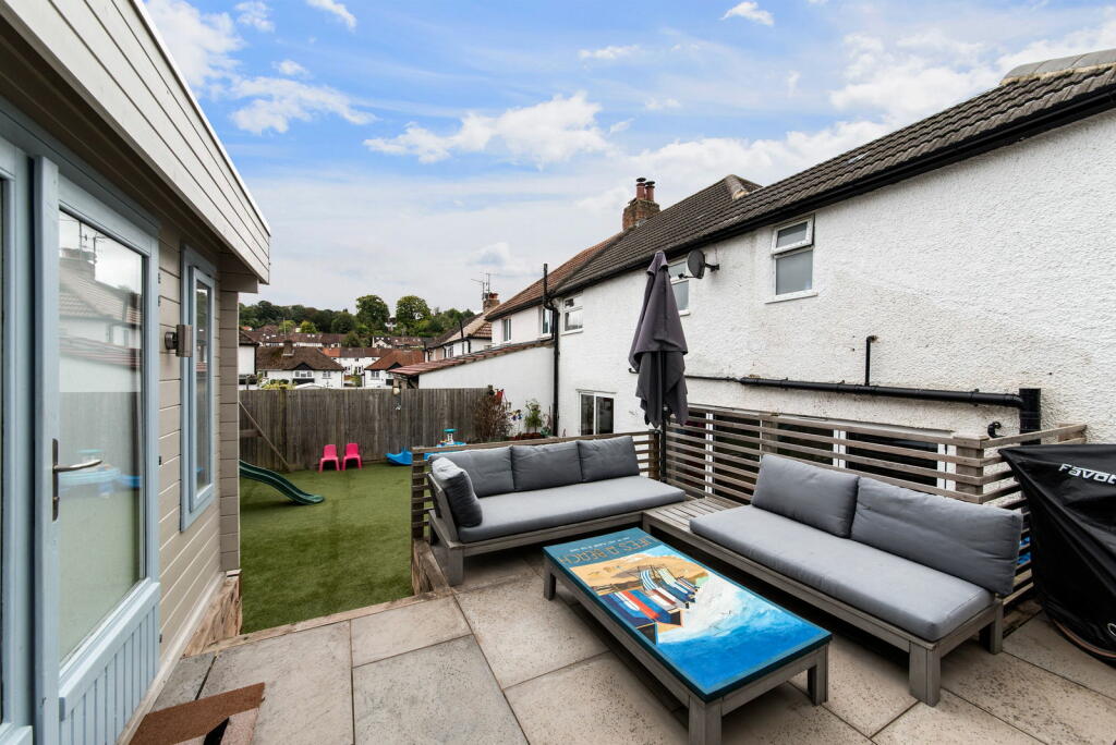 Additional image 16 of Woodstock Road, Coulsdon, CR5 3HS