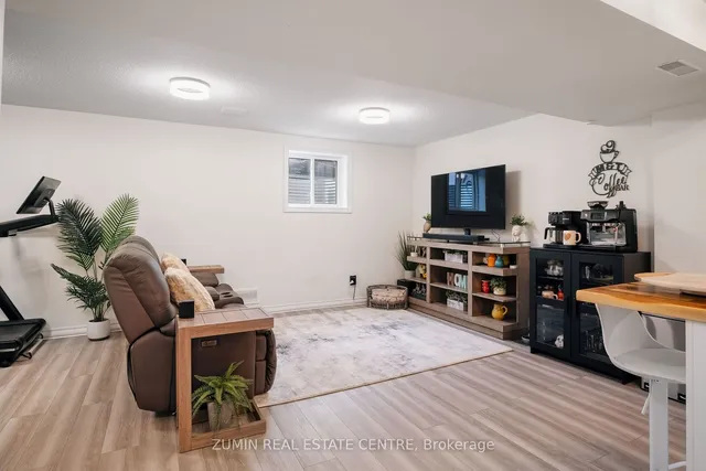 Additional image 26 of 77 Bordeaux Crct