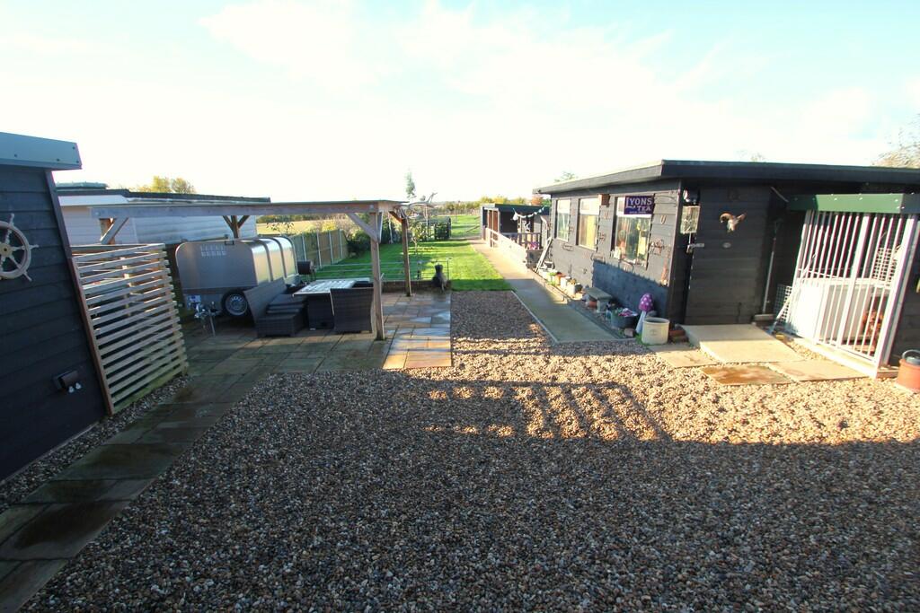 Additional image 18 of Layer Breton Hill, Layer Breton