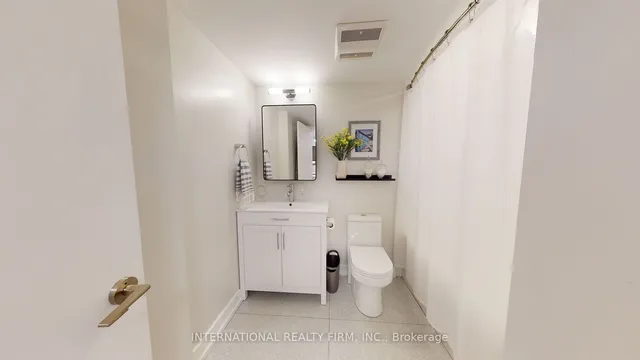 Additional image 12 of 812 Lansdowne Ave Unit 322